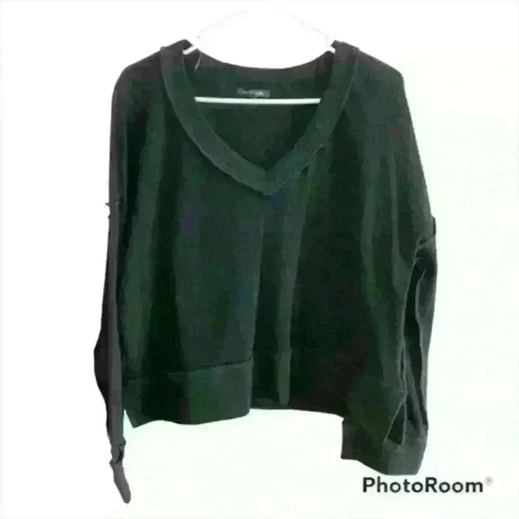 Papermoon black waffle knit long sleeve long crop shirt size medium NWOT - Picture 1 of 3